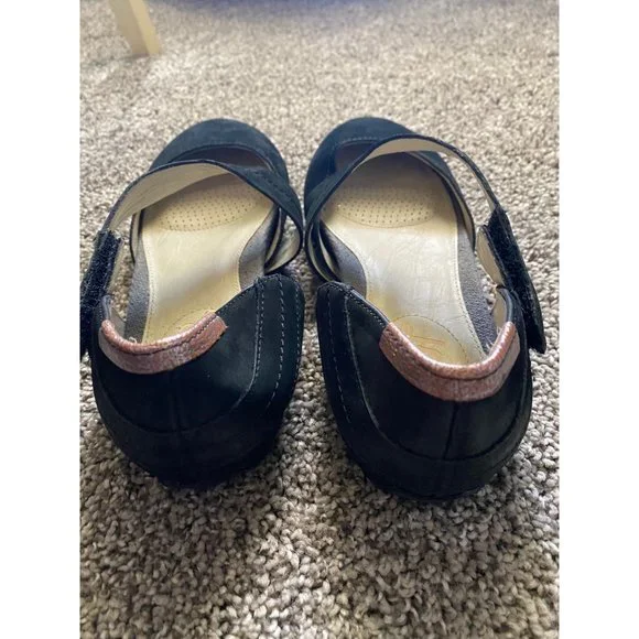 OTBT Black Loafers with Strap • Size Women’s 6.5 • Excellent Used Condition - Picture 5 of 7